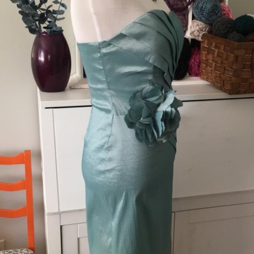 Spring/Summer Dress - Picture 3 of 6